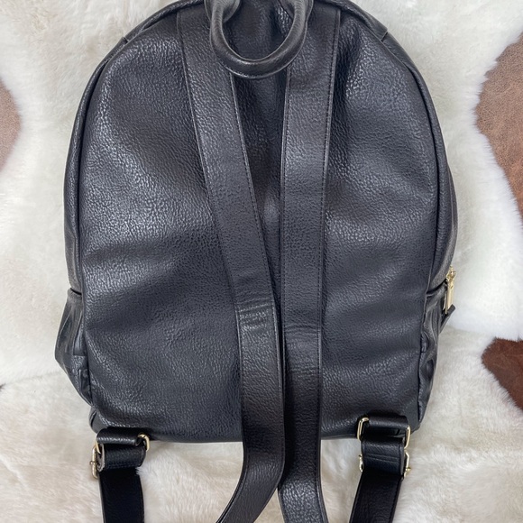 STEVE MADDEN LOGO BACKPACK BLACK w/Gold tone hardware Adjustable Straps - Picture 7 of 16